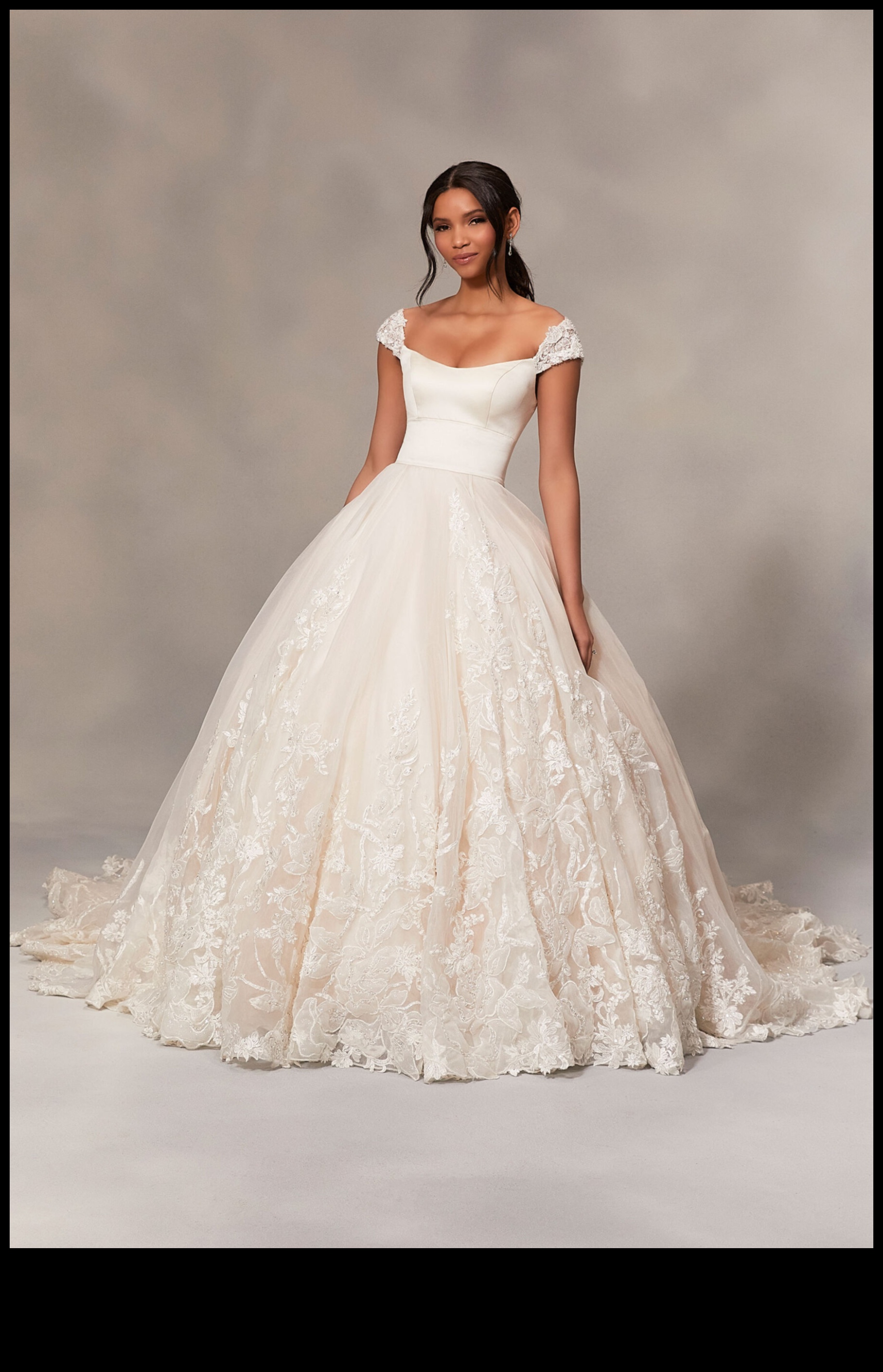 Royal Romance Πώς να αναβαθμίσετε το στυλ γάμου της πριγκίπισσας σας 5 Royal Romance: Ανεβάστε το στυλ του γάμου σας στην πριγκίπισσα