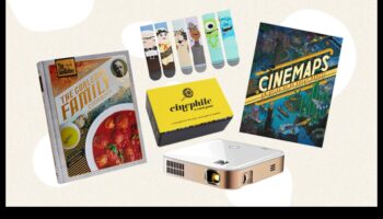 Επιτυχίες του Χόλιγουντ: Προτάσεις για τα κινηματογραφικά δώρα του Movie Buff